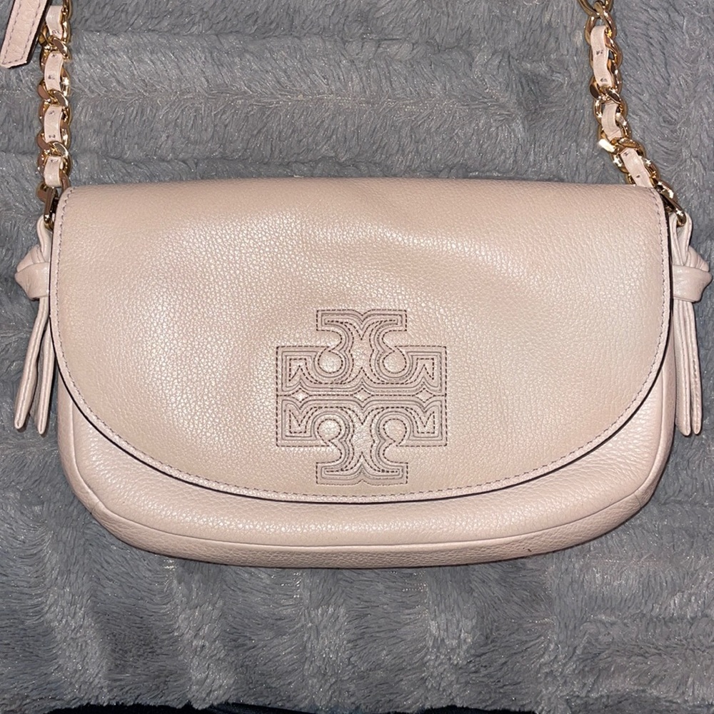 Beautiful Blush Pink Tory Burch Crossbody!!